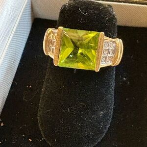 Peridot 14k gold diamond princess cut ring